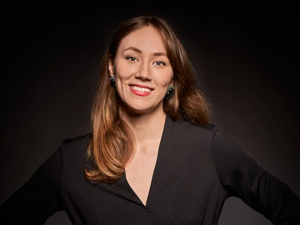 Emmi, Singing teacher at LMT Music Academy