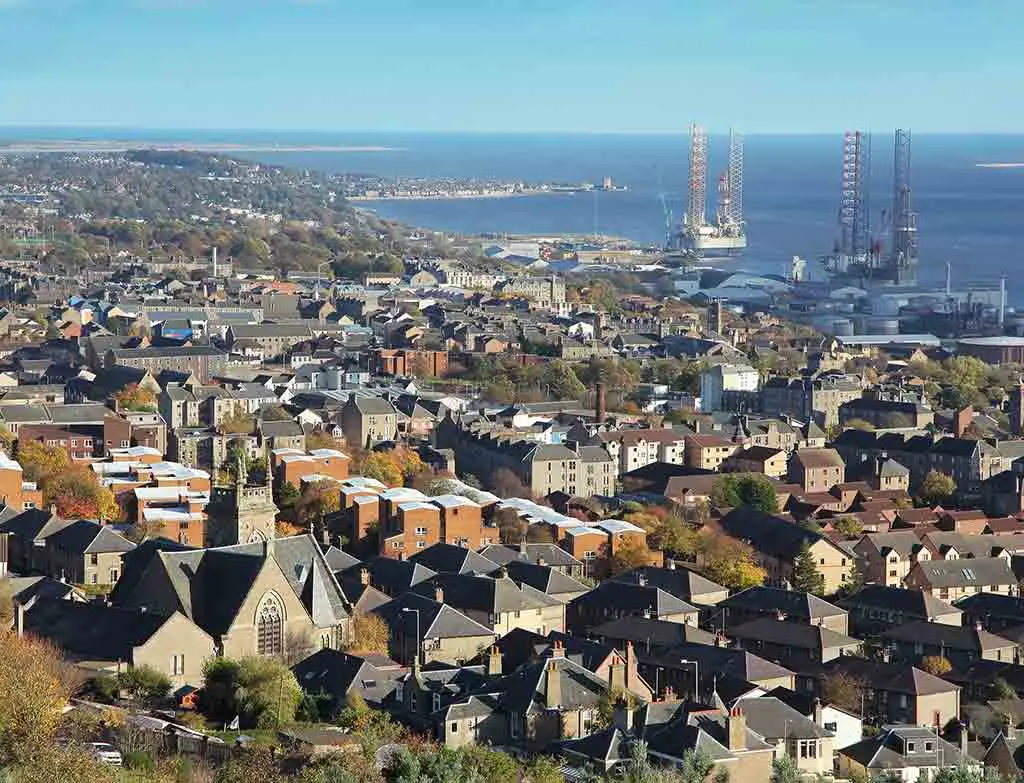 View over city of Dundee